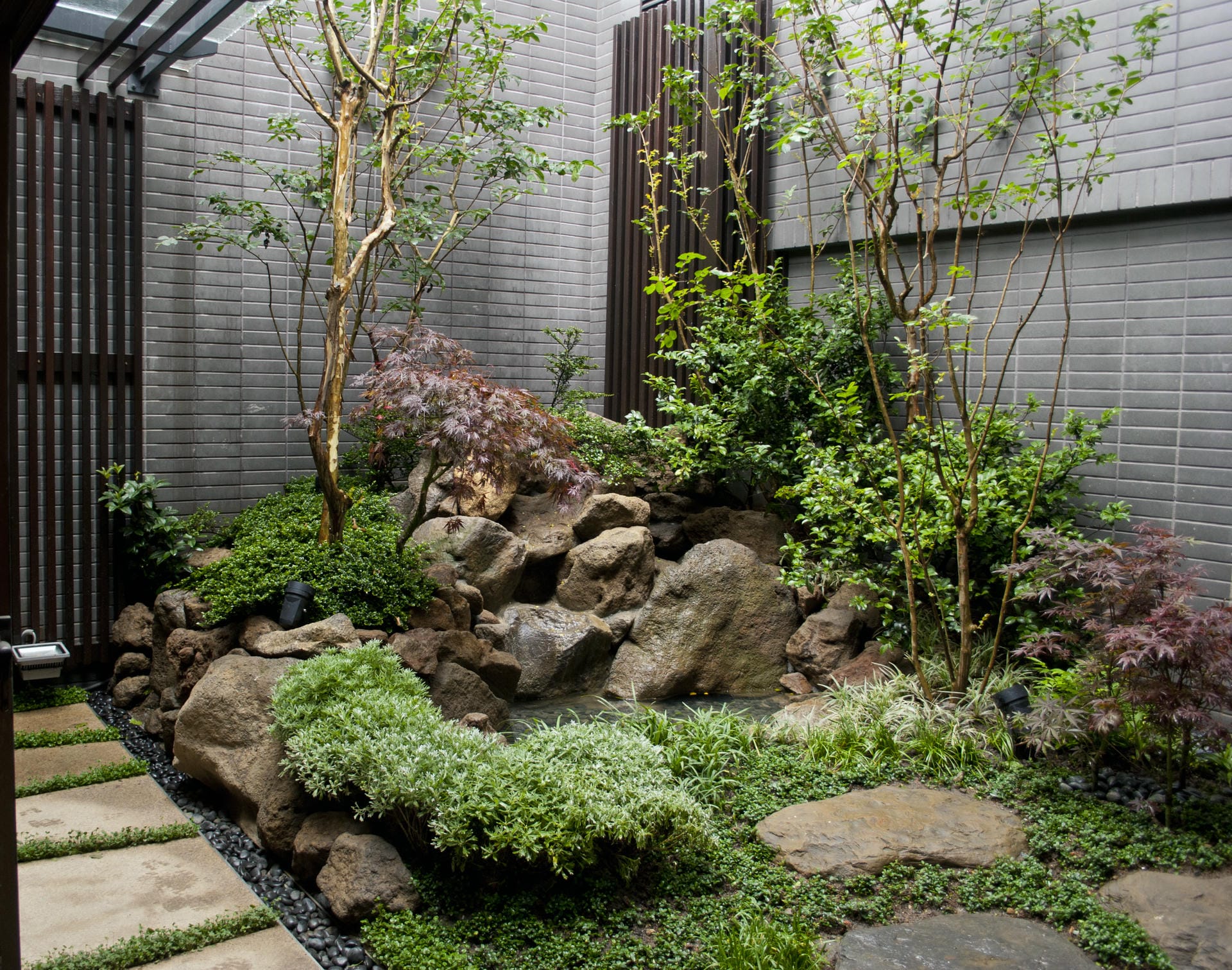 私宅天井